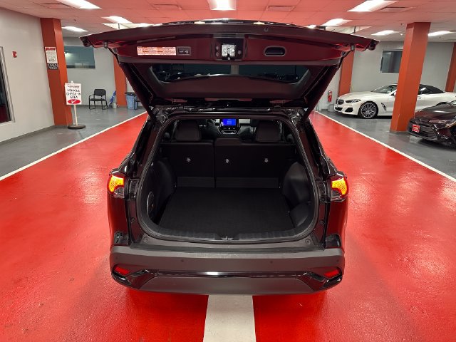 Certified 2024 Toyota Corolla Cross AWD Hybrid w/ Convenience Package image 26