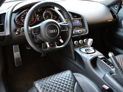 Used 2014 Audi R8 V10 AWD/4WD image 12
