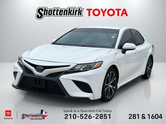 Used 2019 Toyota Camry SE FWD video 1