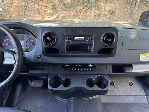 Used 2021 Mercedes-Benz Sprinter 2500 image 15