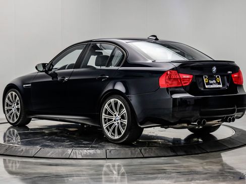 Used 2011 BMW M3 Sedan RWD image 10