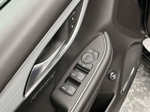 Used 2026 Buick Envision Avenir AWD/4WD image 9