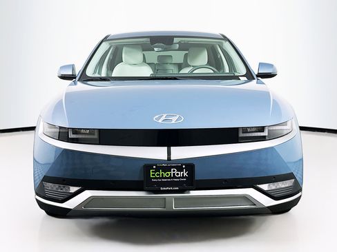 Used 2023 Hyundai Ioniq 5 SEL image 2