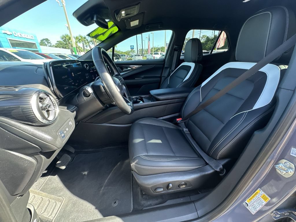 Used 2024 Chevrolet Blazer EV LT AWD/4WD image 19