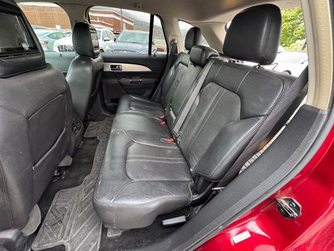 Used 2013 Lincoln MKX AWD image 18
