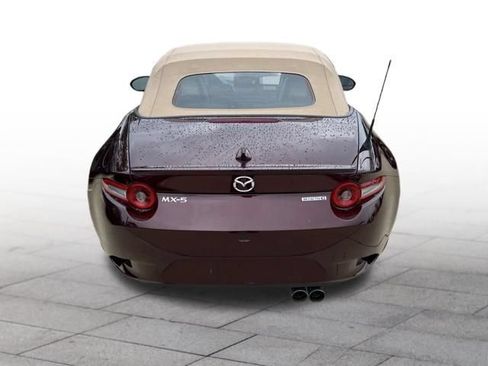 Used 2025 MAZDA MX-5 Miata RWD image 5