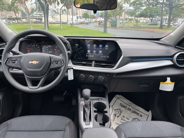 New 2026 Chevrolet Trax LS w/ LS Convenience Package FWD image 5