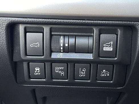 Used 2019 Subaru Outback 2.5i Touring AWD/4WD image 10