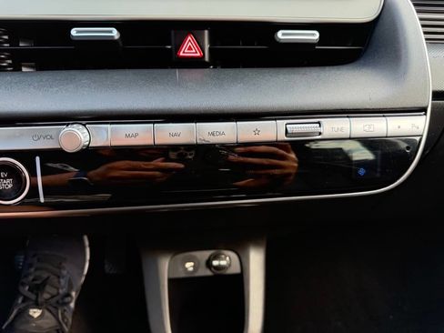 Used 2025 Honda CR-V Sport Touring image 29