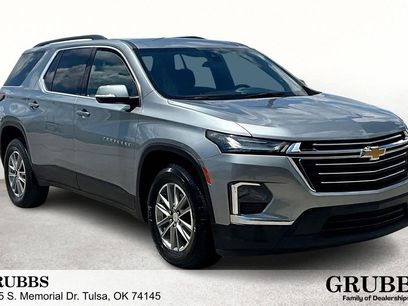 Used 2023 Chevrolet Traverse LT