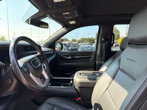 Used 2022 GMC Yukon Denali AWD/4WD image 17