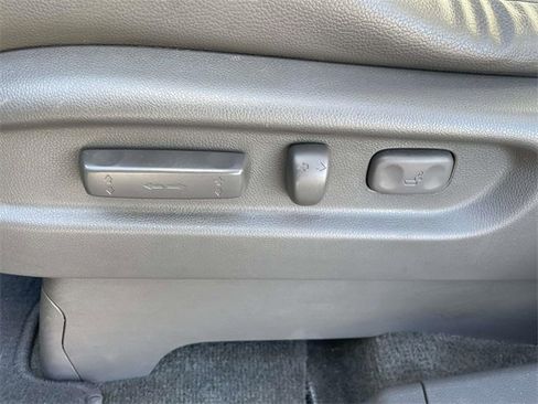 Used 2016 Honda Odyssey EX-L image 3