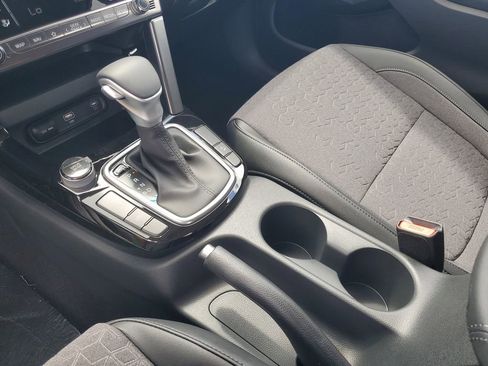 New 2026 Kia Seltos S FWD image 18