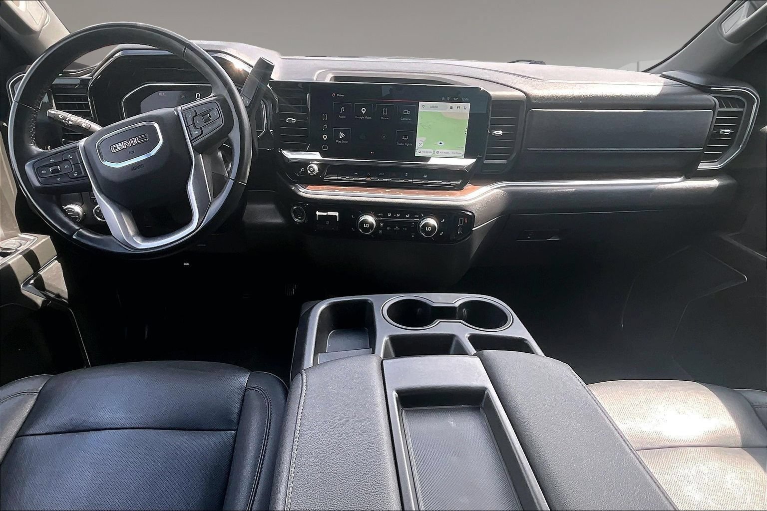 Used 2025 GMC Sierra 1500 SLT RWD image 9