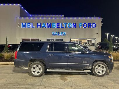Used 2017 Chevrolet Suburban LT w/ LT Signature Package