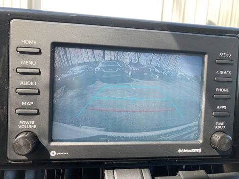 Used 2020 Toyota RAV4 XLE w/ Convenience Package image 26