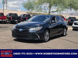 Used 2015 Toyota Camry SE image 1