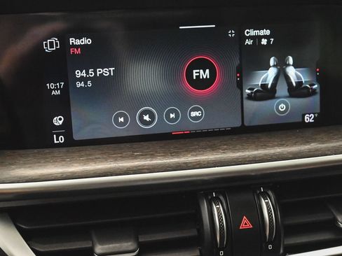Used 2022 Alfa Romeo Stelvio Ti w/ Active Assist Plus Package AWD/4WD image 21