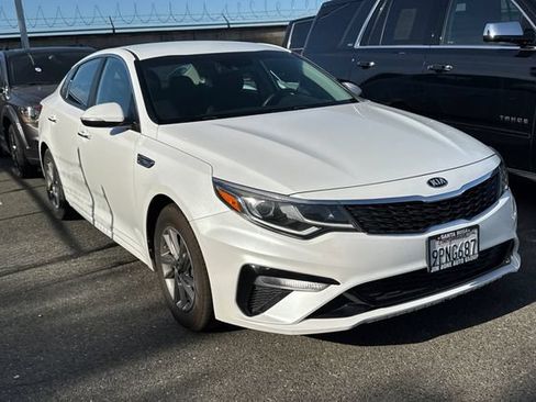 Used 2020 Kia Optima LX FWD image 2