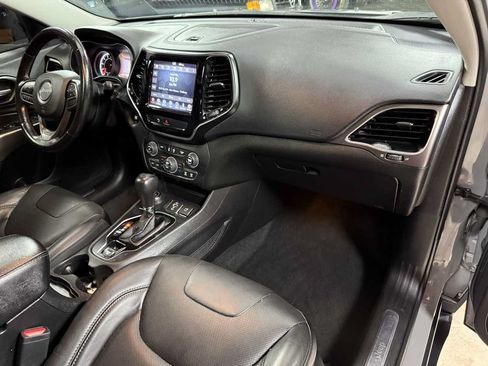 Used 2020 Jeep Cherokee Limited AWD/4WD image 11