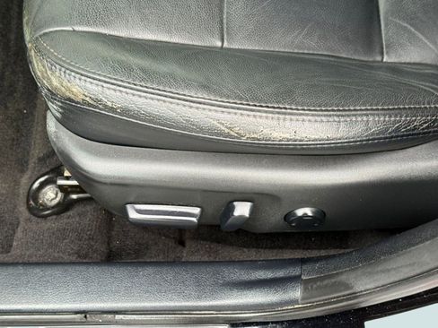 Used 2015 Toyota Avalon XLE image 14