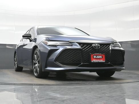 Used 2019 Toyota Avalon Touring w/ Advanced Safety Package FWD image 27