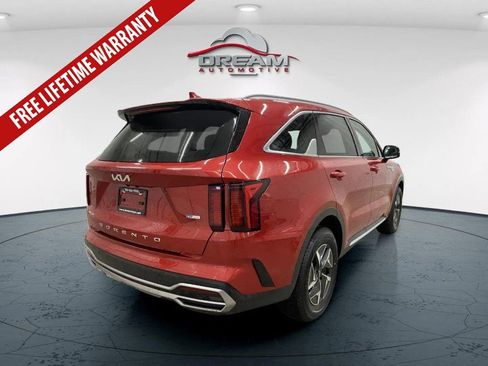 Used 2022 Kia Sorento S FWD image 19