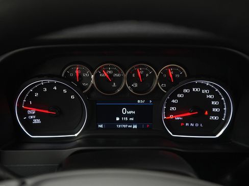 Used 2019 Chevrolet Silverado 1500 RST image 25