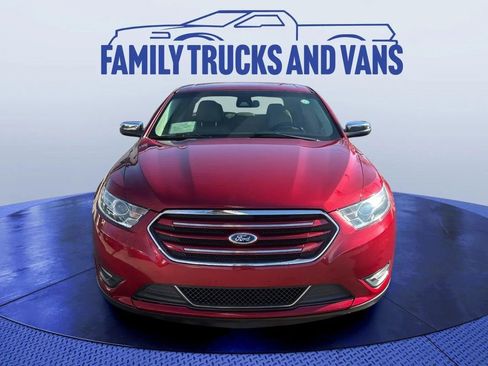 Used 2015 Ford Taurus Limited w/ Equipment Group 301A image 8