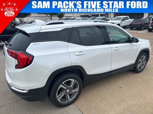 Used 2020 GMC Terrain SLT w/ Preferred Package FWD image 4