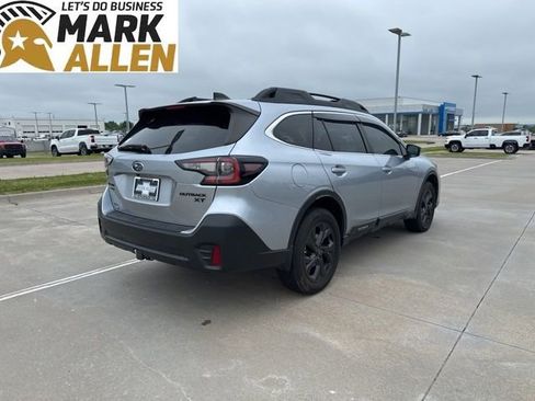 Used 2020 Subaru Outback Onyx Edition XT image 5
