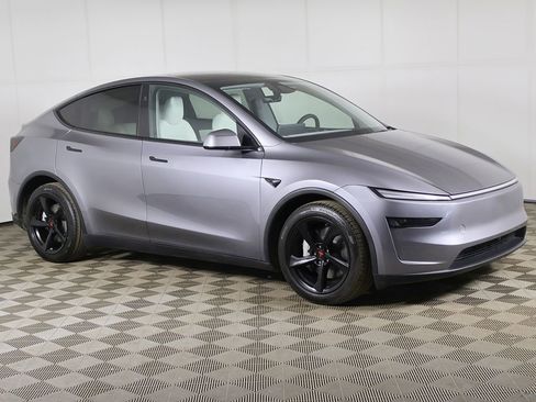 Used 2026 Tesla Model Y Long Range AWD/4WD image 53