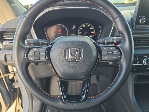 Certified 2023 Honda Pilot Sport image 23