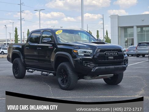 Used 2020 Toyota Tacoma TRD Pro AWD/4WD image 2