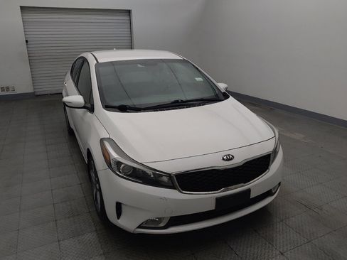 Used 2017 Kia Forte EX FWD image 14