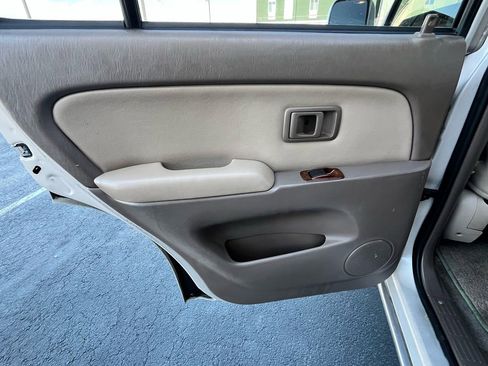 Used 1997 Toyota 4Runner Limited image 17