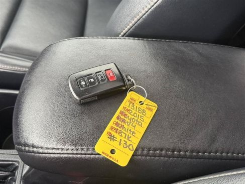 Used 2015 Toyota RAV4 Limited w/ Technology Package AWD/4WD image 29