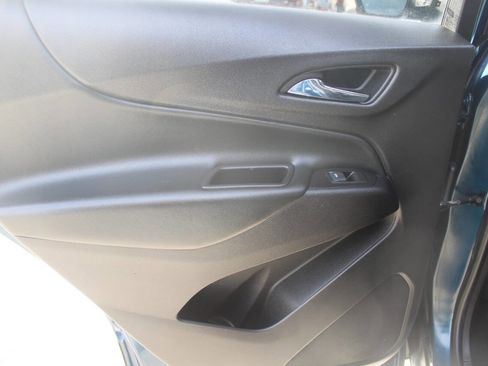 Used 2020 Chevrolet Equinox LT image 9