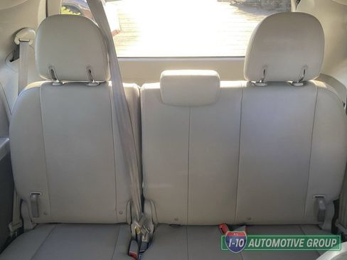 Used 2019 Toyota Sienna XLE FWD image 16