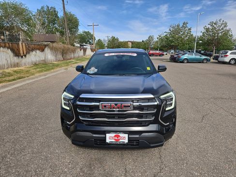 Used 2025 GMC Terrain Elevation AWD/4WD image 6