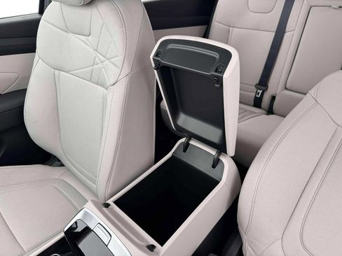 Certified 2026 Hyundai Tucson SE FWD image 19