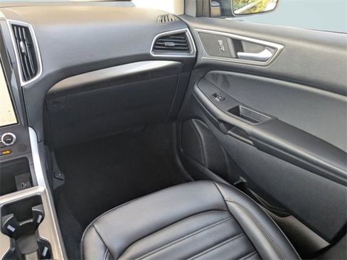 Used 2023 Ford Edge SEL image 19