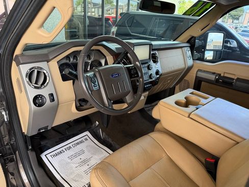 Used 2016 Ford F350 Lariat w/ Lariat Interior Package AWD/4WD image 7