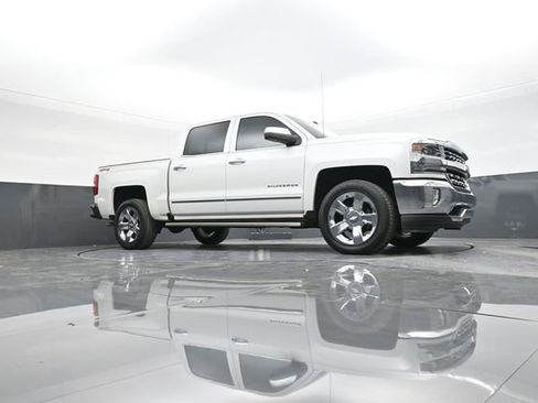 Used 2017 Chevrolet Silverado 1500 LTZ image 48