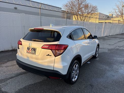 Used 2018 Honda HR-V LX image 24