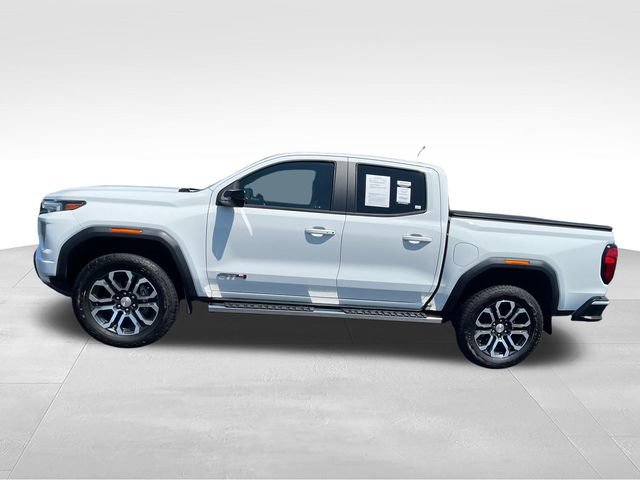 Used 2024 GMC Canyon AT4 w/ Canyon Safety Plus Package AWD/4WD image 2