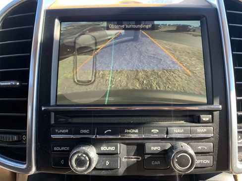 Used 2012 Porsche Cayenne S image 25