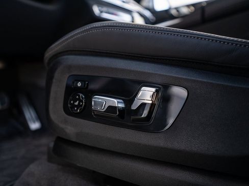 New 2026 BMW X5 M60i image 25