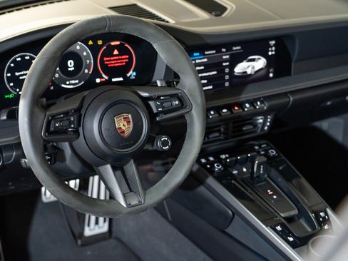 Certified 2025 Porsche 911 Carrera S RWD image 16