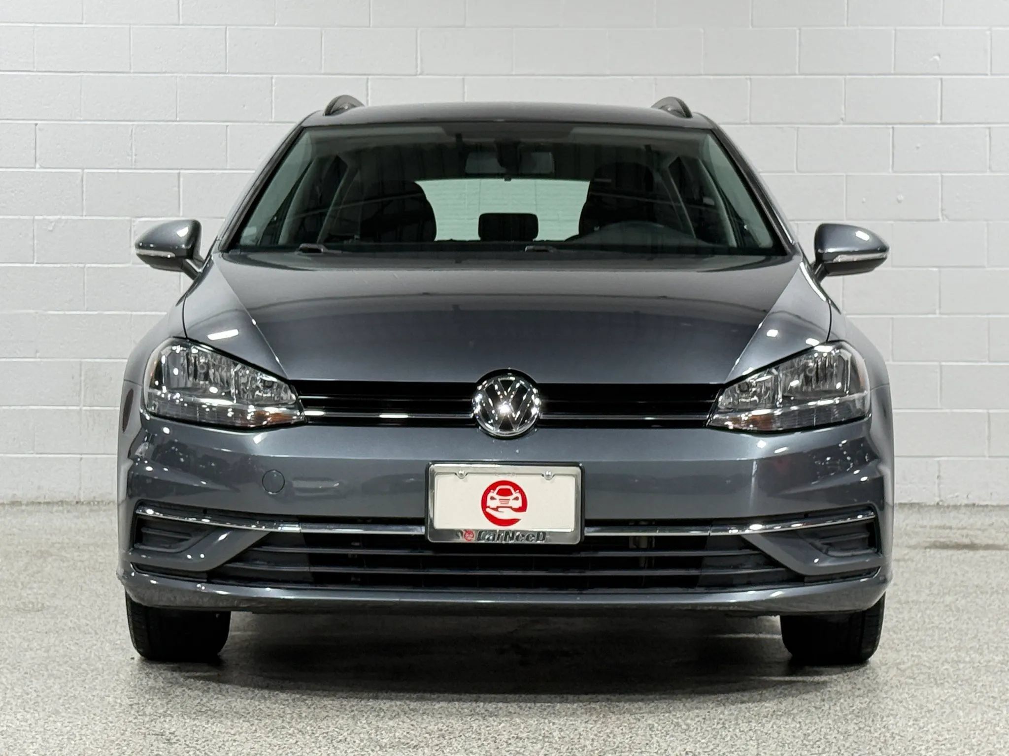 Used 2018 Volkswagen Golf S FWD image 3